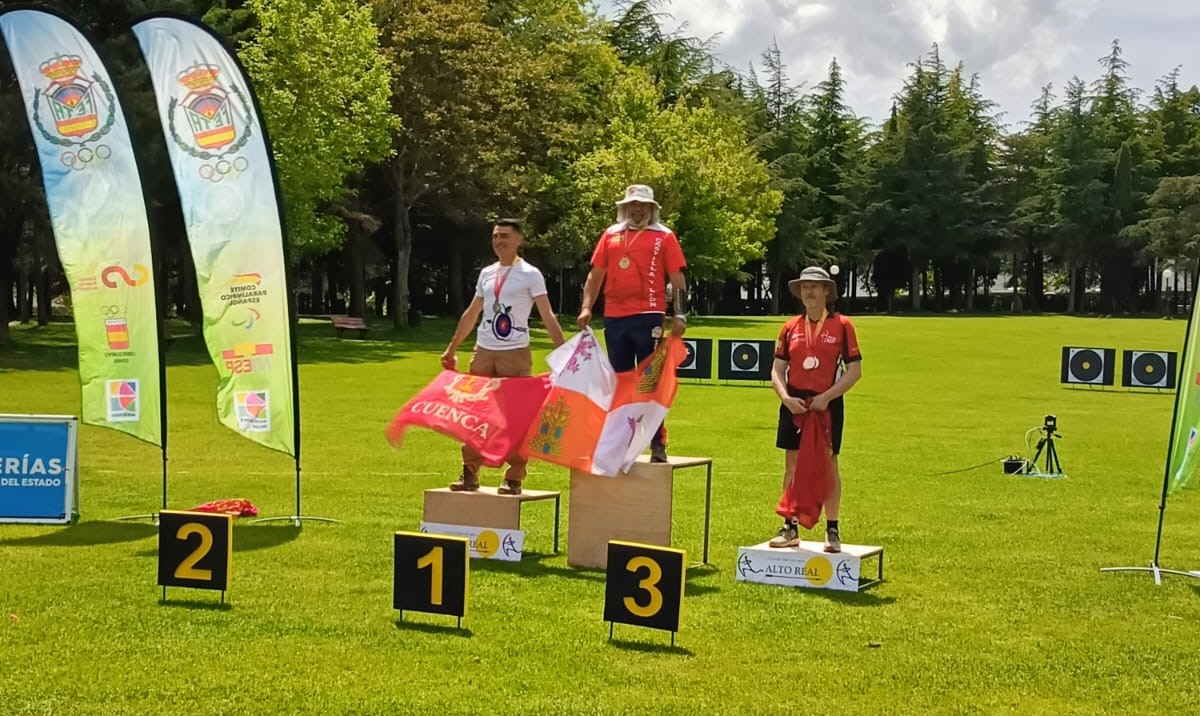 Bernardo Martínez en el podium
