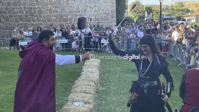 Johanna Herrero recogiendo la flecha vencedora en Ávila